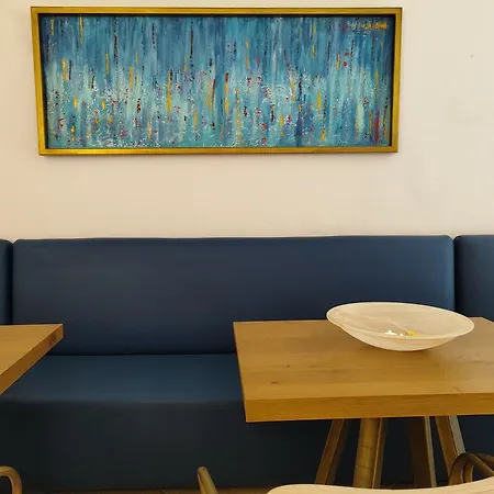 Sidra Guest house *